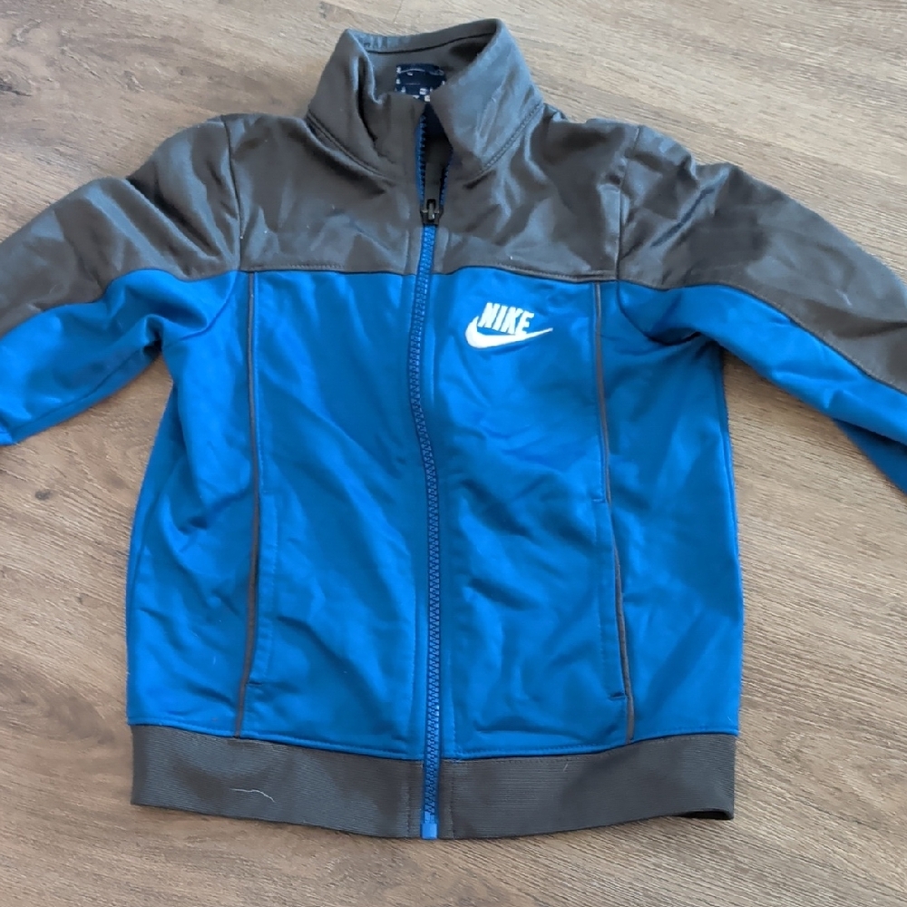 Nike Two-Tone Blue and Brown Jacket